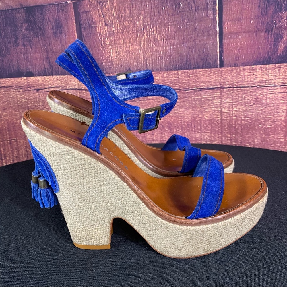 MARC JACOBS Stylish Platform Wedges w/Tassels